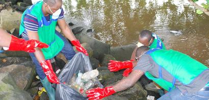 Collective action to combat plastic pollution